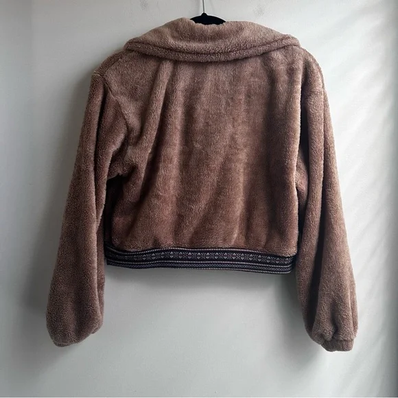 Earthbound Cropped Sherpa Jacket Size Large, Brown, EUC - Picture 6 of 9